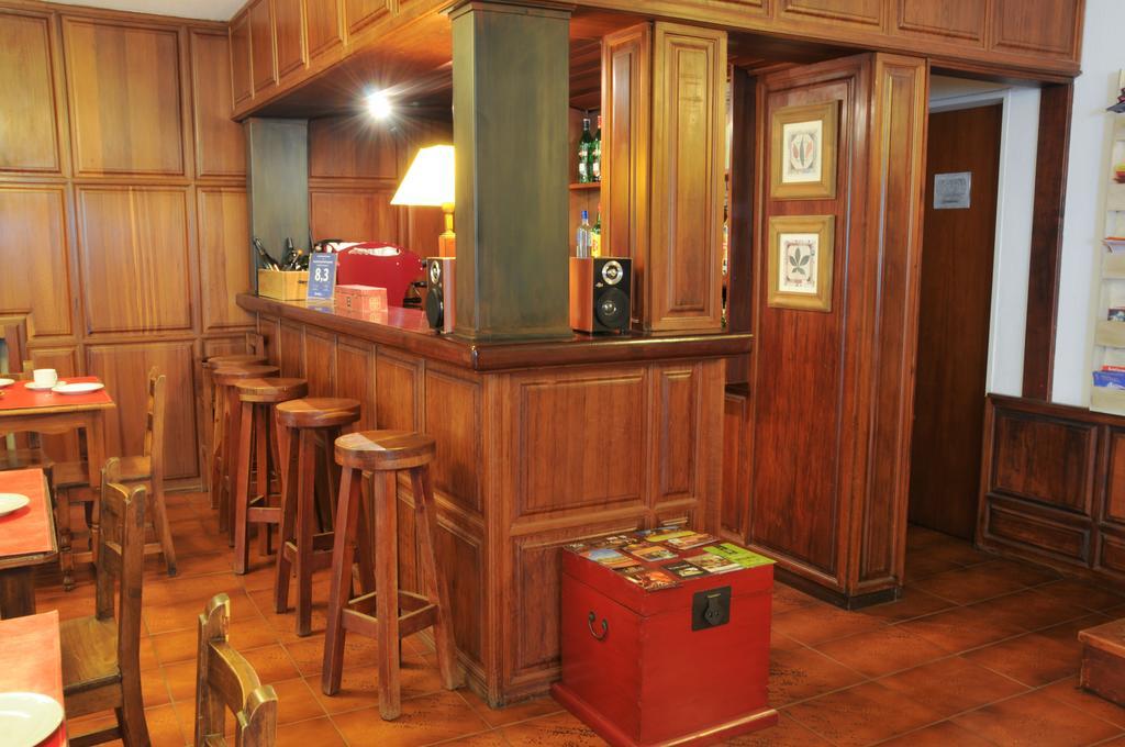 Hosteria Hostal Del Esquiador San Martín de los Andes Εξωτερικό φωτογραφία